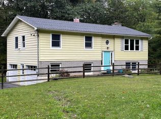 929 Centre Rd, Staatsburg, NY 12580