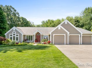 1069 Randall Rd, Muskegon, MI 49441
