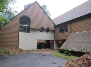 8820 Pheasant Run, kirtland hills, OH 44060