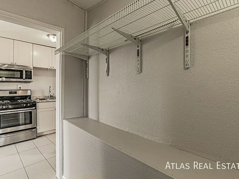 398 S Raleigh St — Photo 10