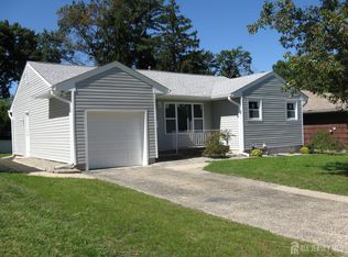 27 Violet Ter, Milltown, NJ 08850