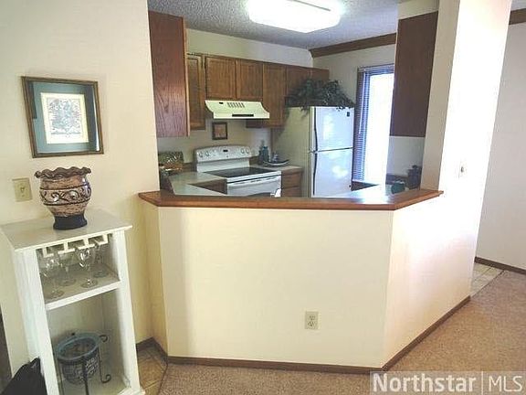 4th image of 3578 Blue Jay Way