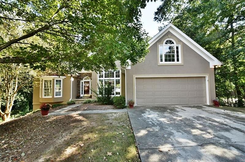 1st image of 2240 Vinings Ln