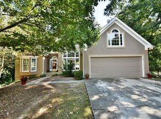 2240 Vinings Ln, Lawrenceville, GA 30043