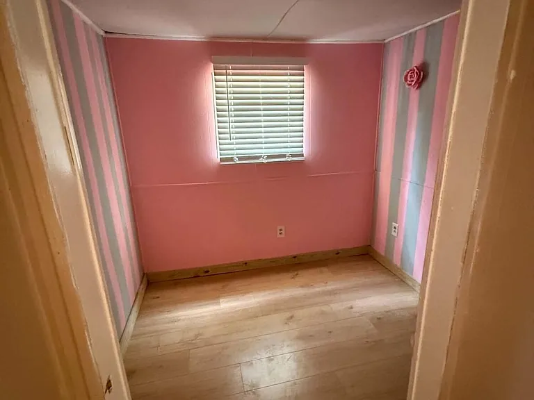 707 Dawn Ave — Photo 4