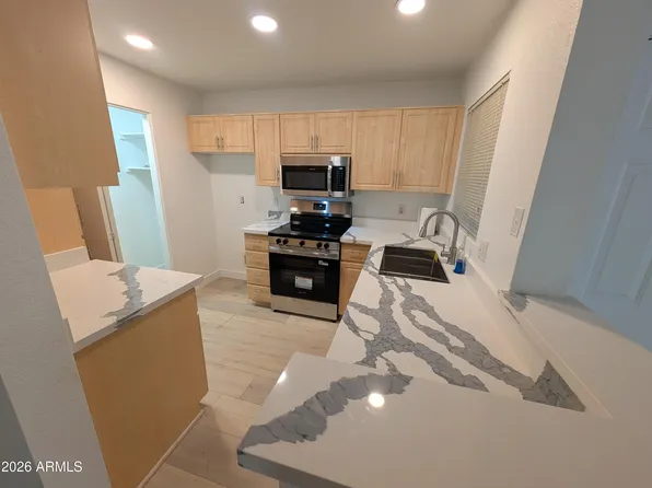 1880 E Morten Ave Unit 101, Phoenix, AZ 85020