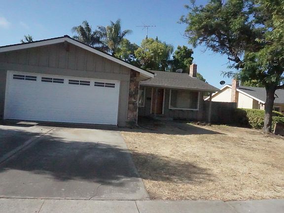 2nd image of 3312 Quesada Dr