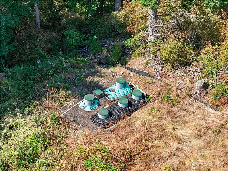 3rd image of 7436 Hideaway Lane