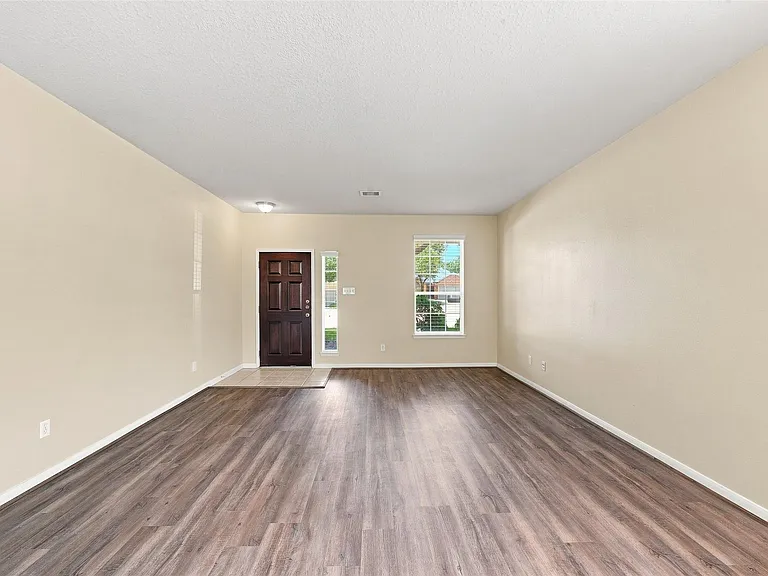 16726 Vivian Point Ln — Photo 7