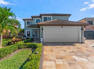 1521 SW 87th Ter, Pembroke Pines, FL 33025