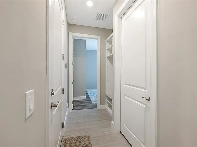 7675 Summerland Cv — Photo 37