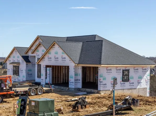 14368 Elly Rose Ct, Dubuque, IA 52002