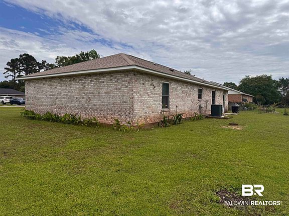 4th image of 15148 Highland Cir