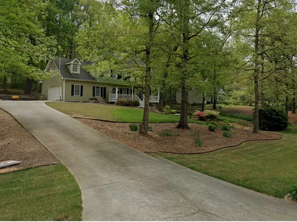 7675 Paces Ln, Gainesville, GA 30506