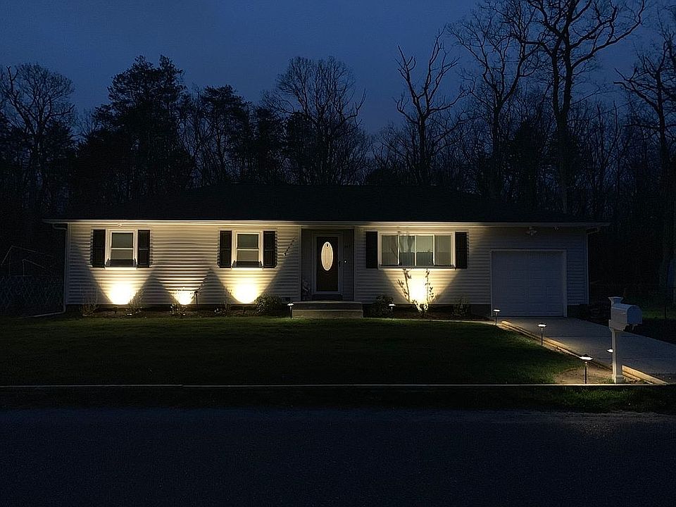 2nd image of 347 Pemberton Blvd