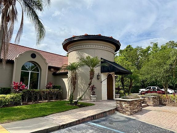 4th image of 5124 Conroy Rd #34