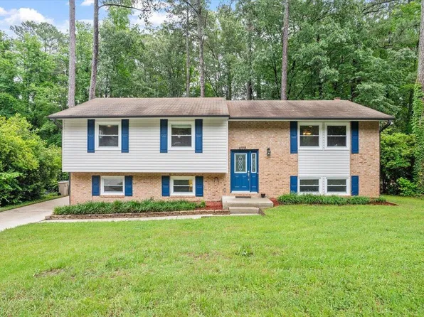 1109 Buckingham Rd, Garner, NC 27529
