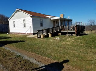 377 White Knight Ln, Mount Nebo, WV 26679