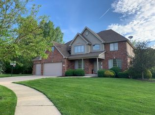 11 Emily Ct, Lemont, IL
