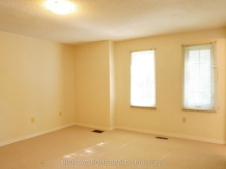 50 Oldhill St — Photo 12