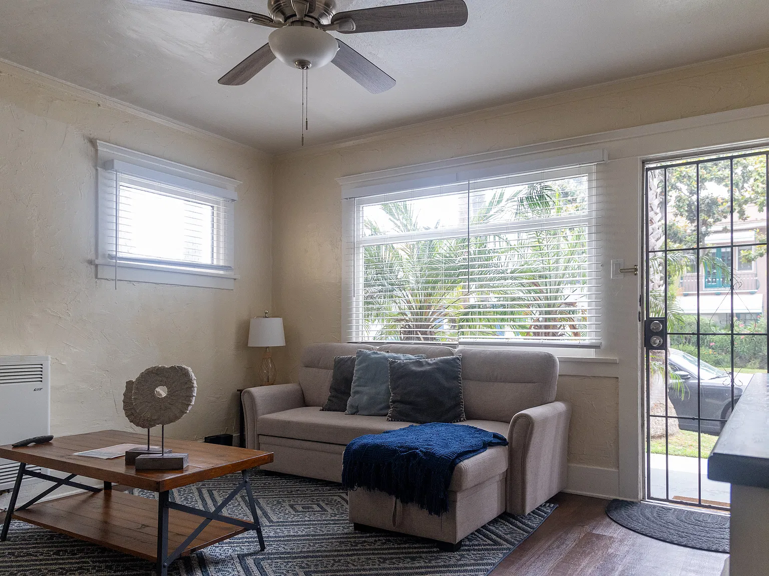 1 bed, 550 sqft, $1,800 — Photo 4