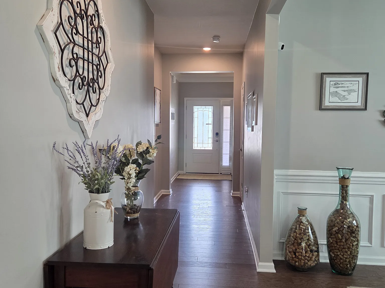 4 bed, 2950 sqft, $2,695 — Photo 2