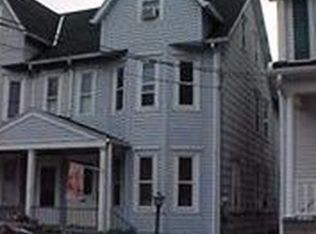 43 N Broad St, Nazareth, PA 18064
