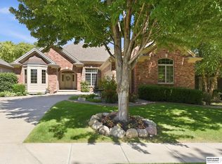 1213 S 194th St, Omaha, NE 68130