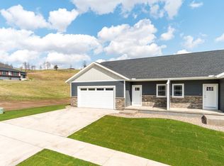 4060 Brooke Elizabeth Dr, Onalaska, WI 54650