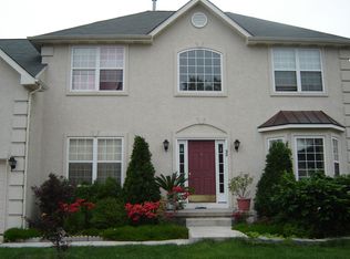32 Eagle Dr, Egg Harbor Township, NJ 08234