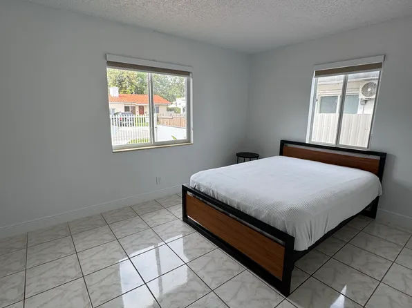 1640 SW 20th St #1, Miami, FL 33145