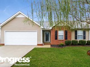 1422 Amal Dr, Murfreesboro, TN 37128