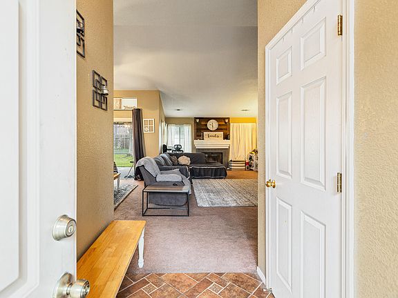 4th image of 2481 W Monache Lane