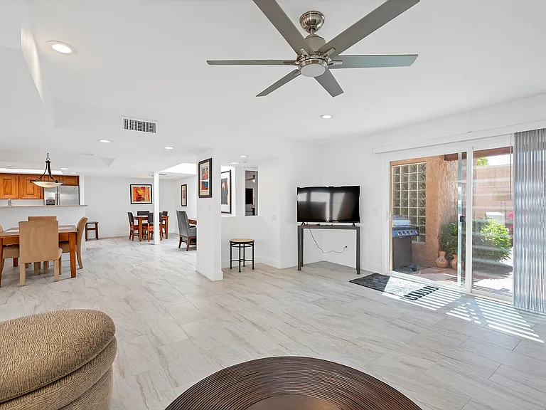 8095 E Via Del Desierto — Photo 11