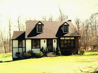 18 Scott Rd, Oxford, CT 06478