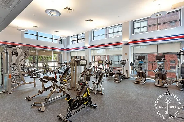 Rented by Brooklyn Heights Real Estate Inc | media 9