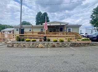 100 Genes Ln, Rockaway, NJ 07866