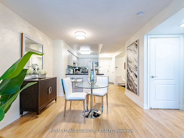 21 Hillcrest Ave #209 — Photo 7