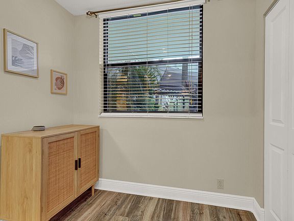 3rd image of 1850 Homewood Boulevard #108