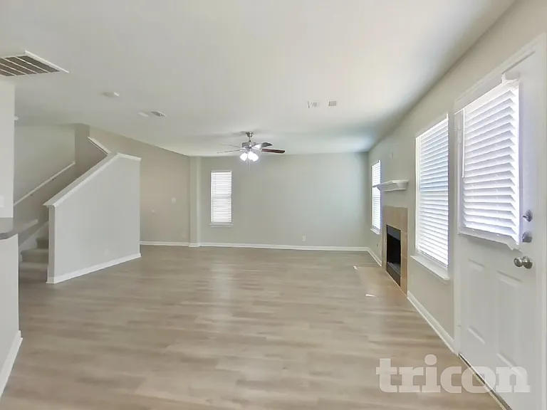 9046 Bowring Park — Photo 3