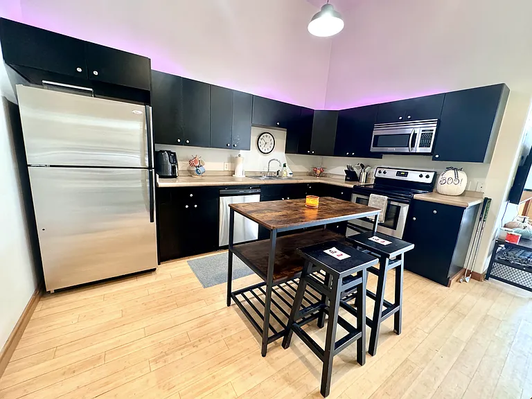 213 N Walnut St #1 — Photo 11