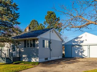 31 Garden Cir, Babbitt, MN