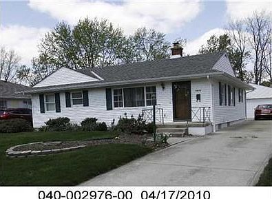 1st image of 2834 Dennis Ln