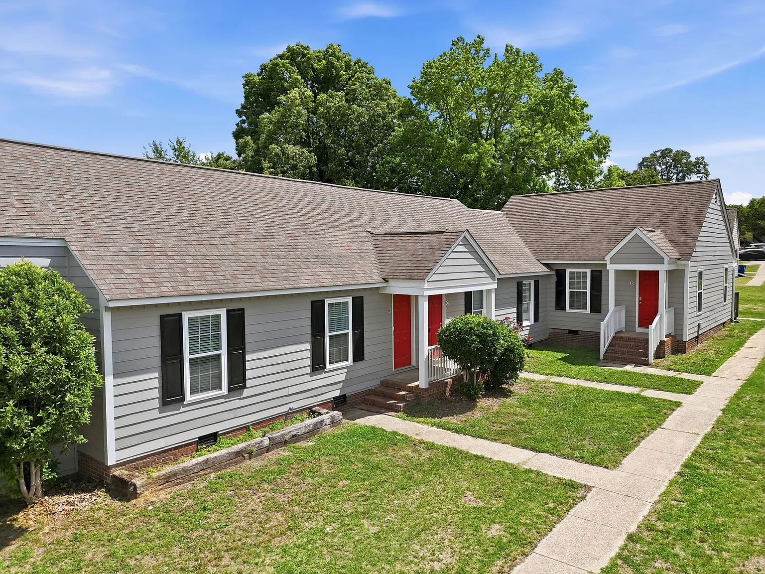 4720 Hoyle Dr Raleigh NC — Photo 2
