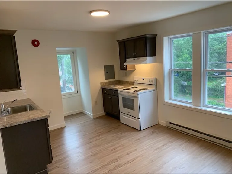 601 N Lime St #3 — Photo 5
