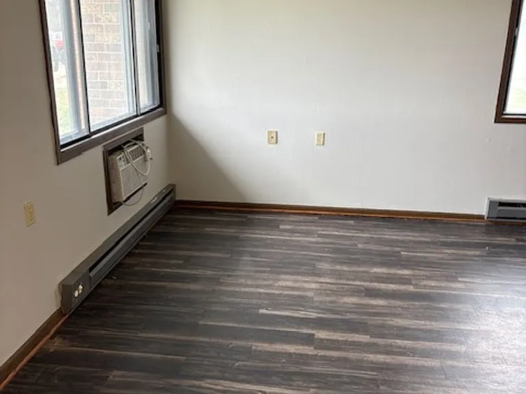 209 Estelle St #C2 — Photo 6