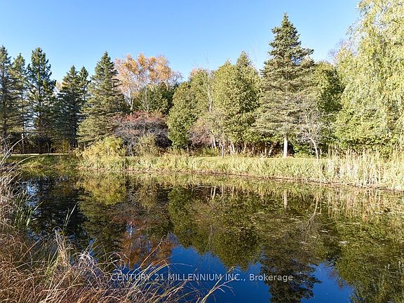 3rd image of 18599 Horseshoe Hill Rd