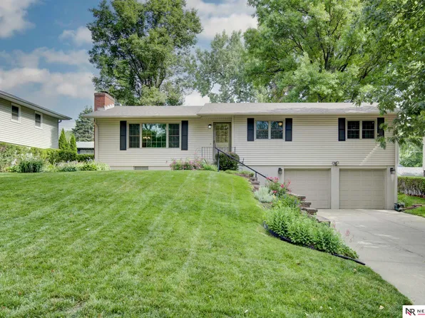 11018 Hascall St, Omaha, NE 68144