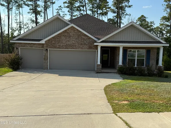 11584 Paige Cv, Ocean Springs, MS 39564