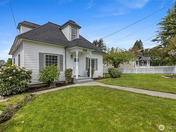 3rd image of 308 Avenue I